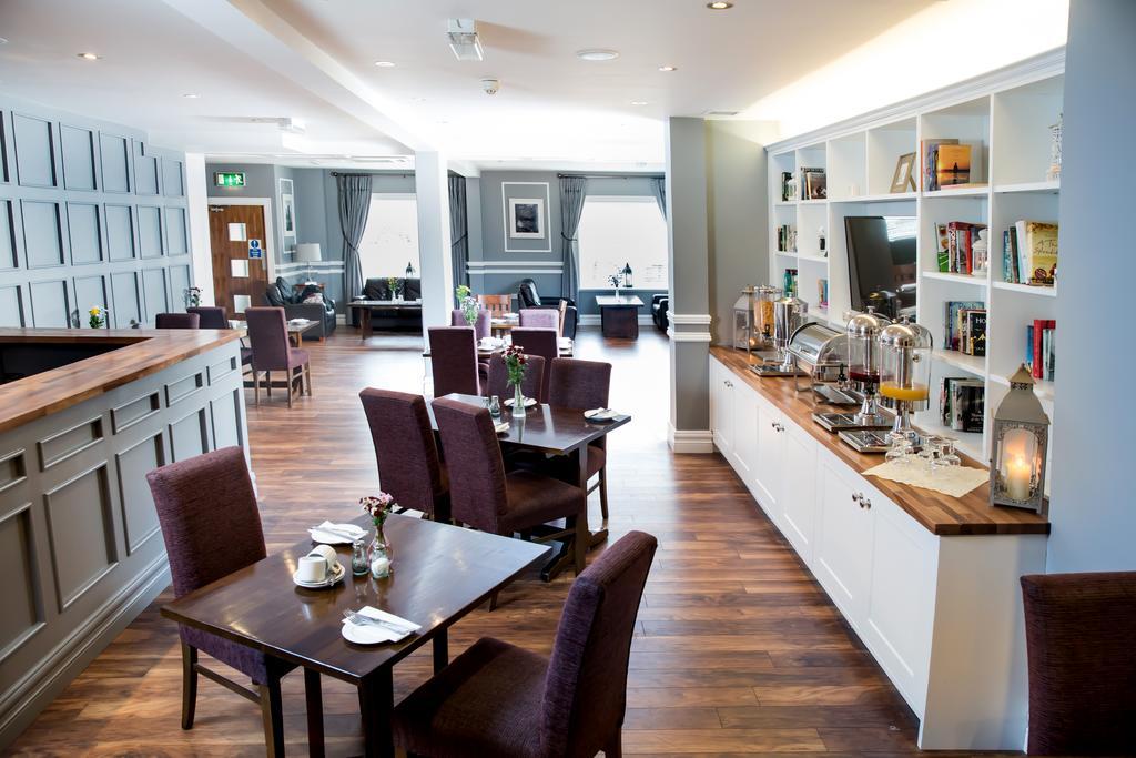 The Gateway Hotel Swinford Εξωτερικό φωτογραφία