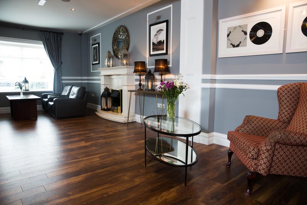 The Gateway Hotel Swinford Εξωτερικό φωτογραφία