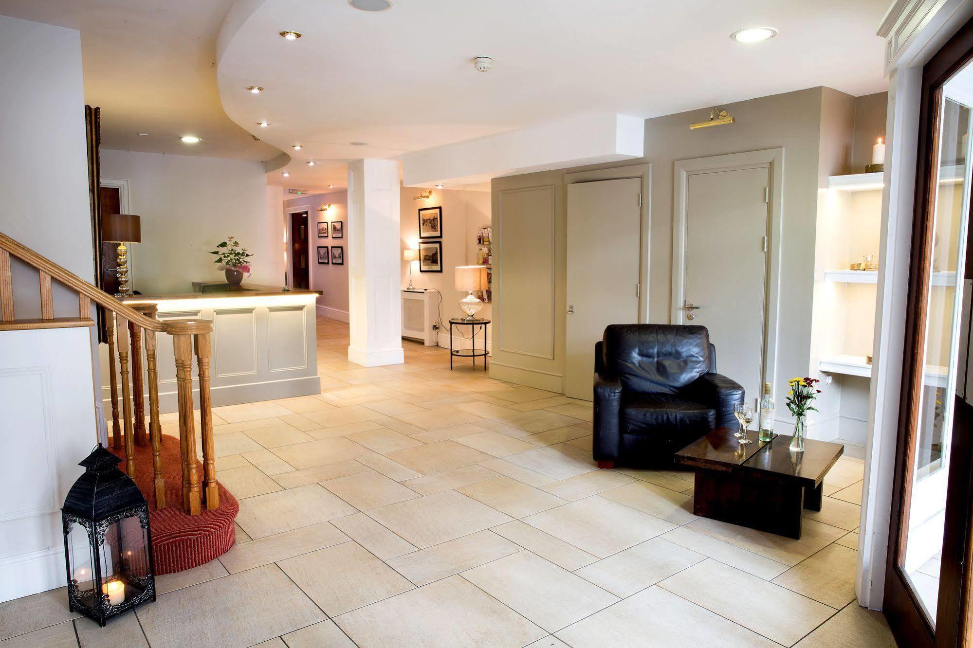 The Gateway Hotel Swinford Εξωτερικό φωτογραφία